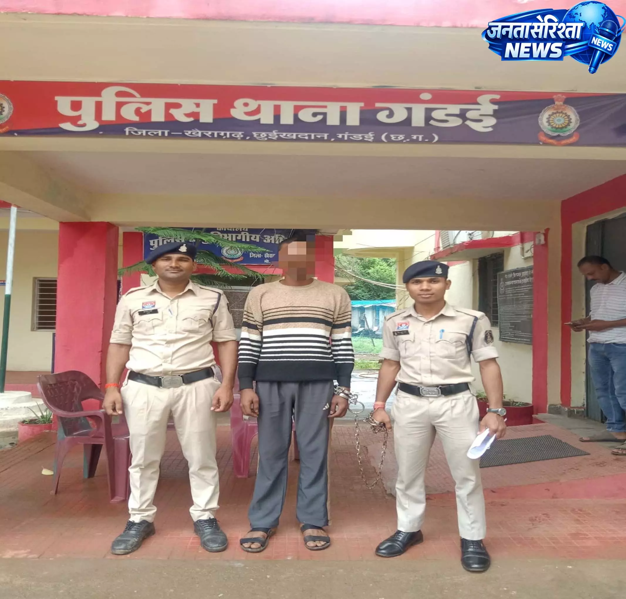 खैरागढ़ में सट्टा खिलाते युवक गिरफ्तार खैरागढ़ में सट्टा खिलाते युवक गिरफ्तार