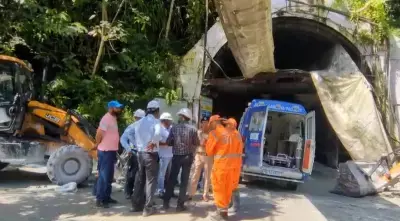 सुरंग हादसा: चार दिन की रेस्क्यू ऑपरेशन के बाद अभियान समाप्त, 25 लोगों की मौत सुरंग हादसा: चार दिन की रेस्क्यू ऑपरेशन के बाद अभियान समाप्त, 25 लोगों की मौत