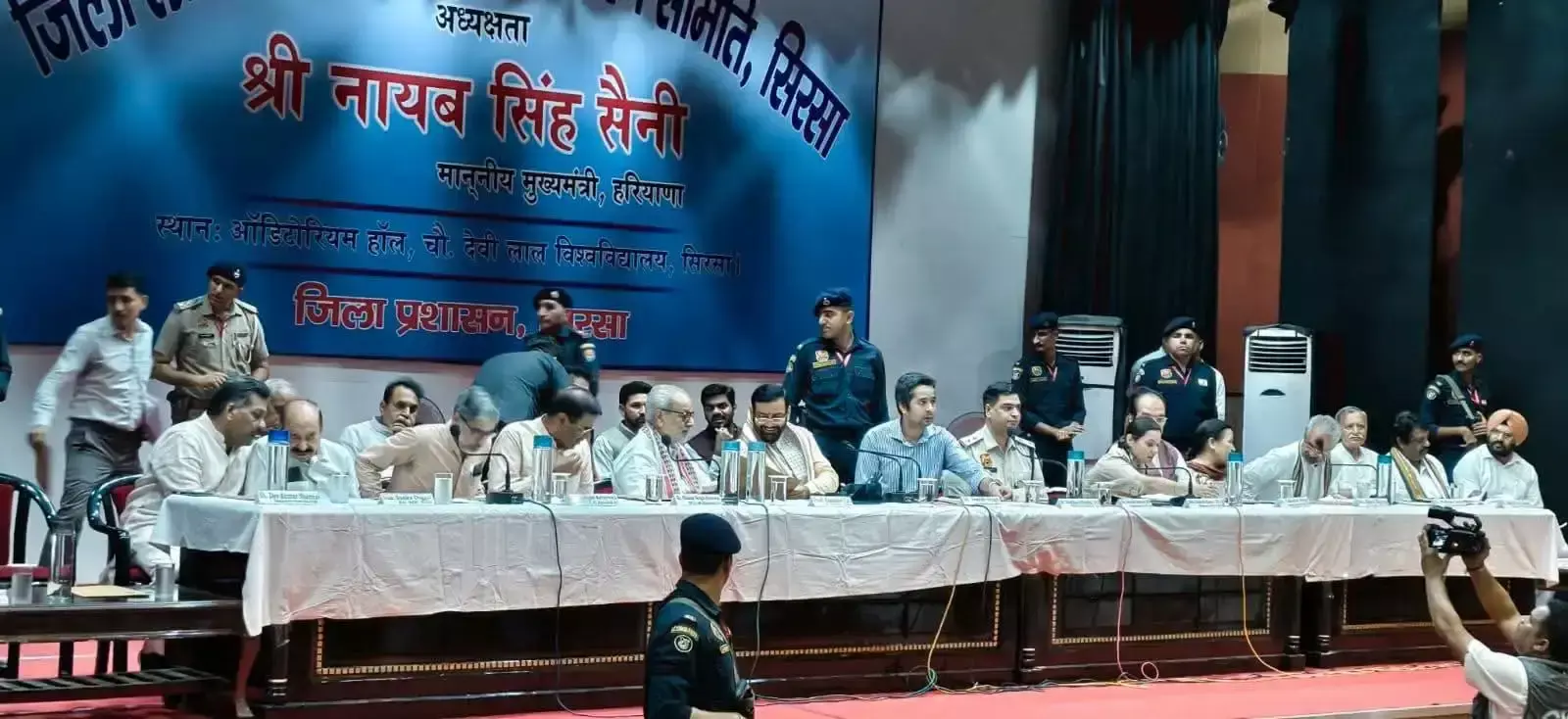 Sirsa: कष्ट निवारण समिति की बैठक में सीएम का एक्शन, एसडीओ व एएसआई निलंबित