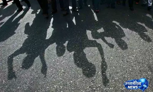 रेवाड़ी-महेंद्रगढ़ में विरोध प्रदर्शन तेज रेवाड़ी-महेंद्रगढ़ में विरोध प्रदर्शन तेज