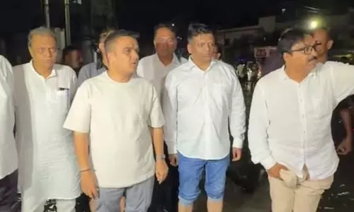 वलसाड में बाढ़ से हुई तबाही के बाद हर्ष संघवी ने जिले का किया दौरा