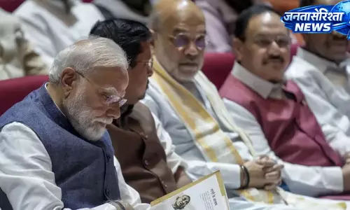 NEET विवाद के बीच सरकार का बड़ा कदम NEET विवाद के बीच सरकार का बड़ा कदम