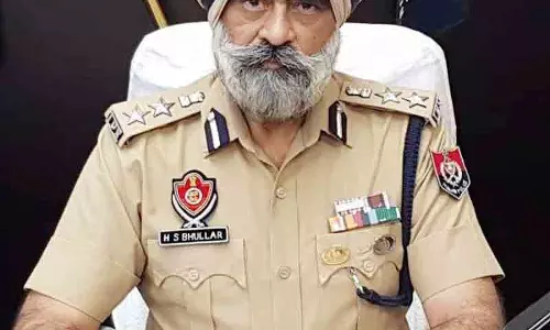 Chandigarh भ्रष्टाचार मामले में DIG भुल्लर को राहत Chandigarh भ्रष्टाचार मामले में DIG भुल्लर को राहत