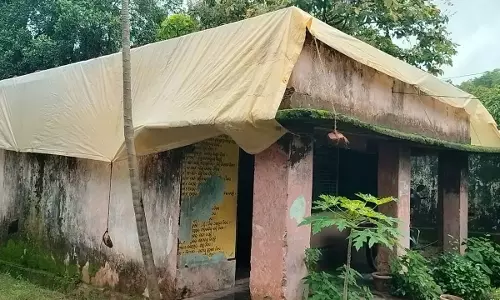 सुंदरगढ़ के आदिवासी इलाके में बदहाल स्कूल, जर्जर भवन में पढ़ने को मजबूर 40 से अधिक छात्र सुंदरगढ़ के आदिवासी इलाके में बदहाल स्कूल, जर्जर भवन में पढ़ने को मजबूर 40 से अधिक छात्र