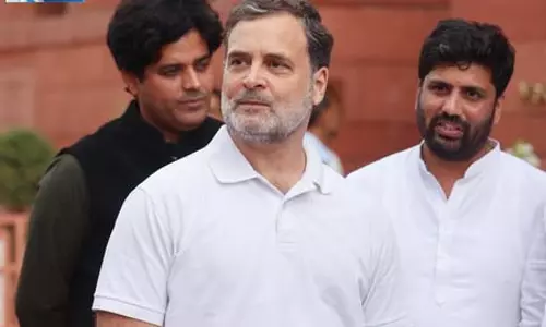 धर्मेंद्र प्रधान को हटाए बिना संसद में चर्चा नहीं, मेरा माइक फिर से किया गया बंद : राहुल गांधी धर्मेंद्र प्रधान को हटाए बिना संसद में चर्चा नहीं, मेरा माइक फिर से किया गया बंद : राहुल गांधी