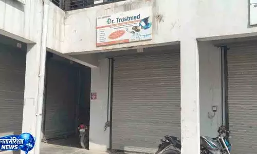 Solan बद्दी में फर्जी फार्मा कंपनी का भंडाफोड़ Solan बद्दी में फर्जी फार्मा कंपनी का भंडाफोड़