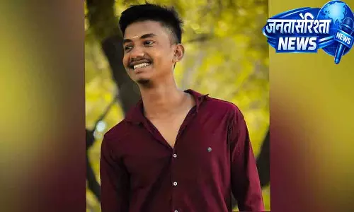 थूथुकुडी में हिरासत में मौत के आरोप पर विरोध-प्रदर्शन थूथुकुडी में हिरासत में मौत के आरोप पर विरोध-प्रदर्शन