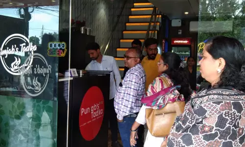 लोधी चौक के 5 दुकानों में मिली गंदगी, जुर्माने की कार्रवाई लोधी चौक के 5 दुकानों में मिली गंदगी, जुर्माने की कार्रवाई