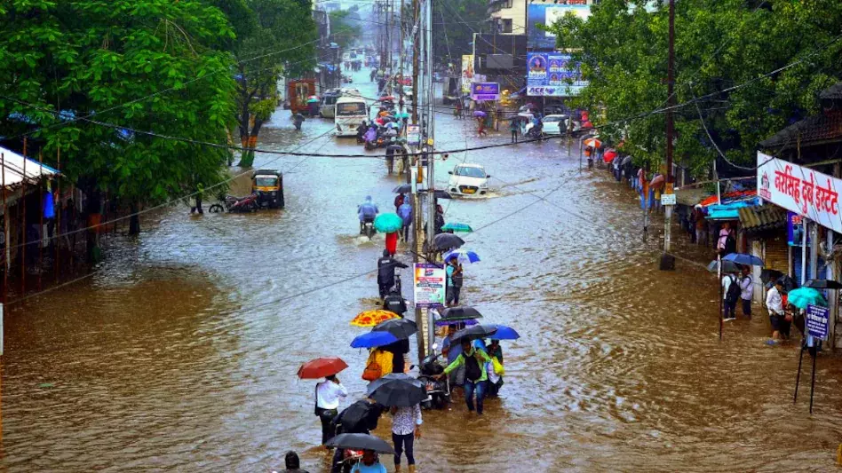 Mumbai: अगले चार दिन महाराष्ट्र में बारिश का कहर, लोगों को सतर्क रहने की सलाह Mumbai: अगले चार दिन महाराष्ट्र में बारिश का कहर, लोगों को सतर्क रहने की सलाह