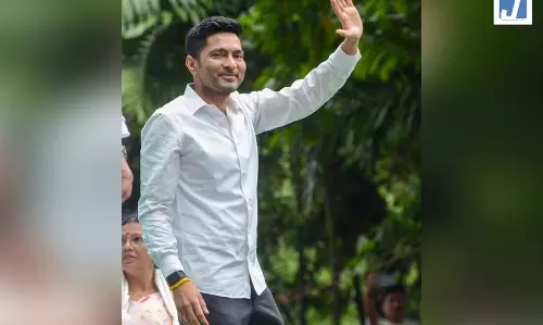 सामाजिक कार्यकर्ता ने जान से मारने की धमकी को लेकर अभिषेक बनर्जी के खिलाफ शिकायत दर्ज कराई