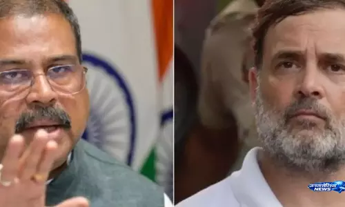 NEET मुद्दे पर गरजे राहुल, बोले- शिक्षा मंत्री दें इस्तीफा NEET मुद्दे पर गरजे राहुल, बोले- शिक्षा मंत्री दें इस्तीफा