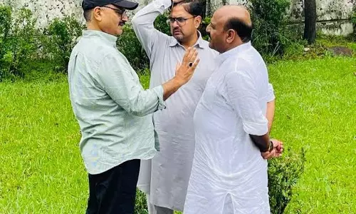 Poonch: बाढ़ प्रभावित पीर पंजाल का आकलन शुरू, सरकार दे सकती है बड़ा राहत पैकेज Poonch: बाढ़ प्रभावित पीर पंजाल का आकलन शुरू, सरकार दे सकती है बड़ा राहत पैकेज