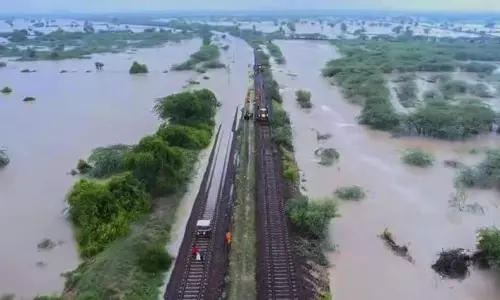 Jaipur: राजस्थान में मानसून सक्रिय, सलूम्बर के झालरा में 62 मिमी बारिश दर्ज Jaipur: राजस्थान में मानसून सक्रिय, सलूम्बर के झालरा में 62 मिमी बारिश दर्ज