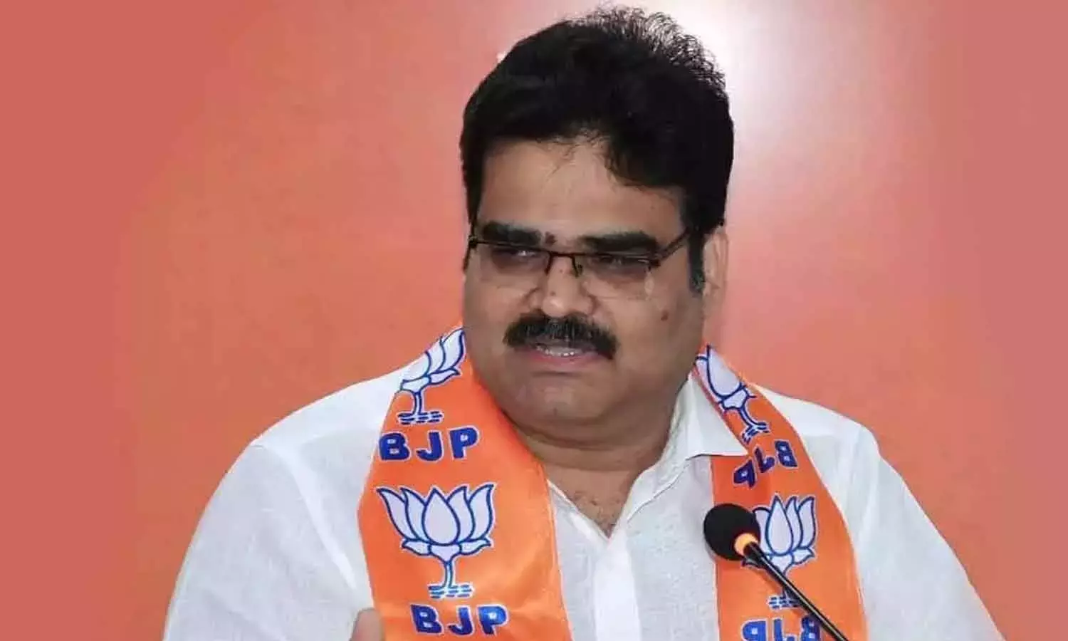 Andhra: भाजपा लंका दिनाकर ने विरोध प्रदर्शनों पर विपक्षी दलों की आलोचना की