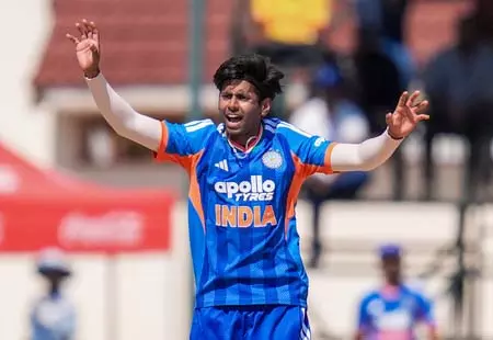 मुझे लगता है मुझे काफी कम उम्र में बहुत कुछ झेलना पड़ा: मयंक यादव मुझे लगता है मुझे काफी कम उम्र में बहुत कुछ झेलना पड़ा: मयंक यादव