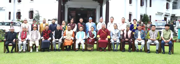 सिक्किम विधानसभा में सांस्कृतिक विरासत का भव्य उत्सव, परंपराओं को मिला सम्मान सिक्किम विधानसभा में सांस्कृतिक विरासत का भव्य उत्सव, परंपराओं को मिला सम्मान