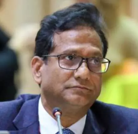 राजस्थान: पेपर लीक विवाद के बीच बड़ा प्रशासनिक फेरबदल, आईएएस नरेश पाल गंगवार बने उच्च शिक्षा विभाग के नए सचिव राजस्थान: पेपर लीक विवाद के बीच बड़ा प्रशासनिक फेरबदल, आईएएस नरेश पाल गंगवार बने उच्च शिक्षा विभाग के नए सचिव
