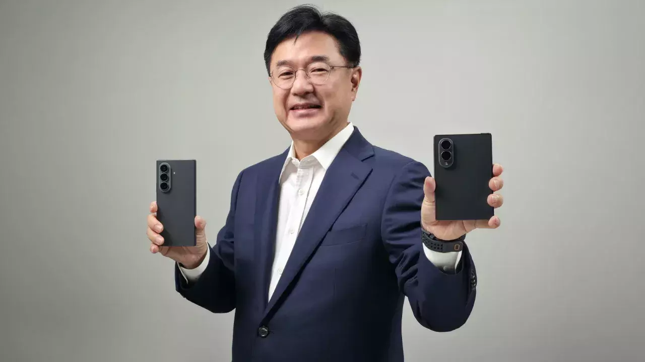 Galaxy Z Fold8 व Flip8 का इंतजार खत्म: भारत में प्री-ऑर्डर विंडो ओपन Galaxy Z Fold8 व Flip8 का इंतजार खत्म: भारत में प्री-ऑर्डर विंडो ओपन