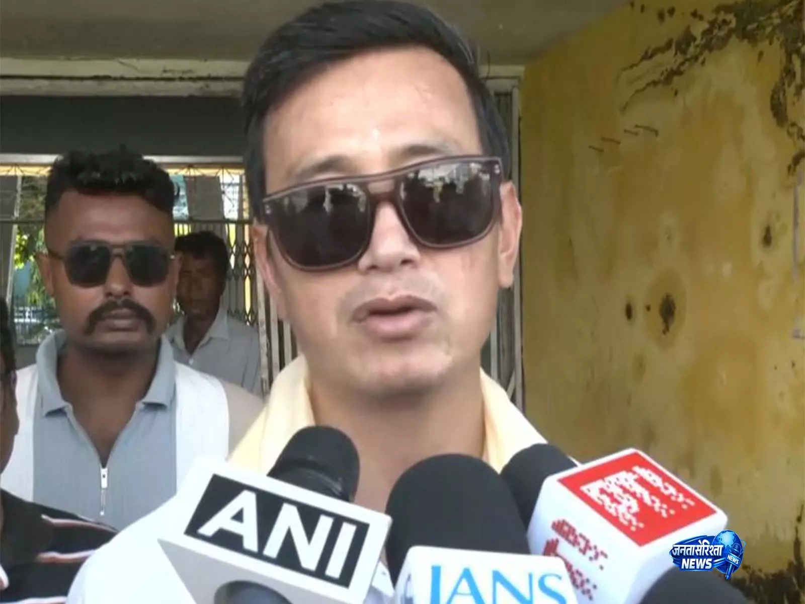 बाइचुंग भूटिया ने डूरंड कप की तारीफ़ की, बड़े क्लबों के हिस्सा लेने की उम्मीद जताई बाइचुंग भूटिया ने डूरंड कप की तारीफ़ की, बड़े क्लबों के हिस्सा लेने की उम्मीद जताई