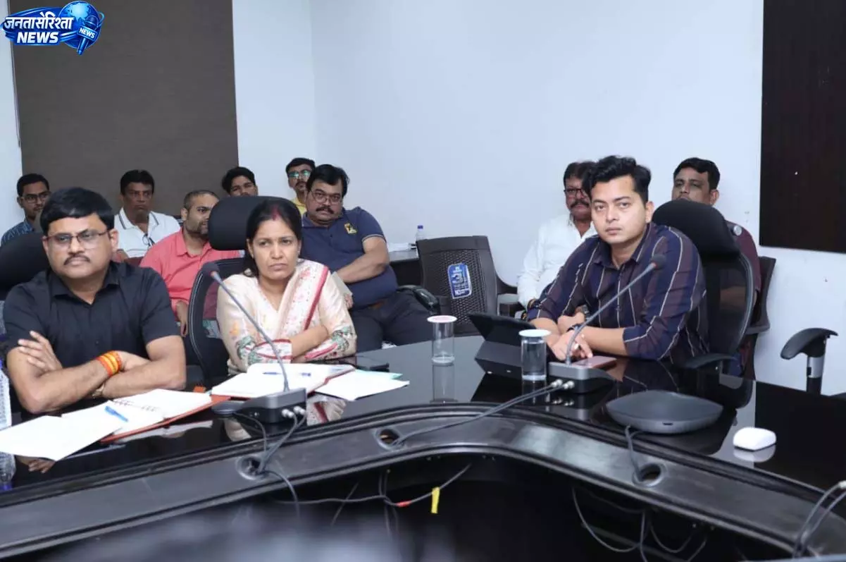 SDM ने ट्रांसपोर्टर्स, उद्योगों और खनन कंपनियों के प्रतिनिधियों की ली संयुक्त बैठक SDM ने ट्रांसपोर्टर्स, उद्योगों और खनन कंपनियों के प्रतिनिधियों की ली संयुक्त बैठक