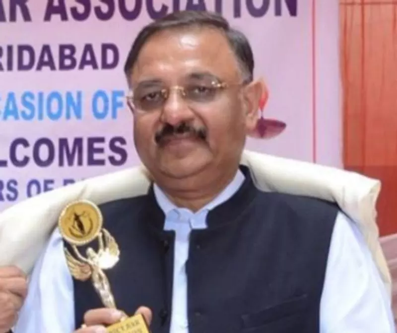 Chandigarh: समीर पाल सरो को मिली नई जिम्मेदारी, क्वालिटी एश्योरेंस अथॉरिटी की संभाली कमान Chandigarh: समीर पाल सरो को मिली नई जिम्मेदारी, क्वालिटी एश्योरेंस अथॉरिटी की संभाली कमान
