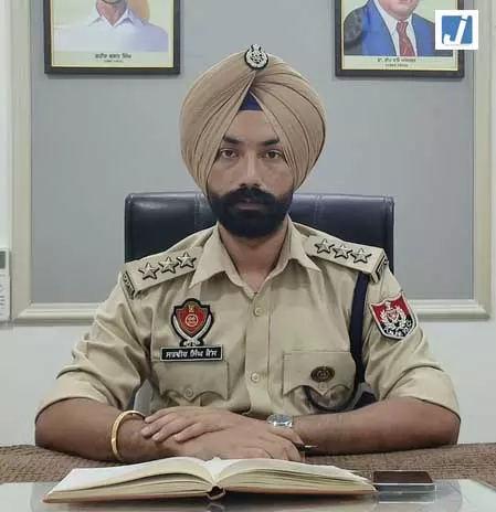 पंजाब : बरनाला लाठीचार्ज मामले में कार्रवाई, डीएसपी सतवीर सिंह सस्पेंड पंजाब : बरनाला लाठीचार्ज मामले में कार्रवाई, डीएसपी सतवीर सिंह सस्पेंड