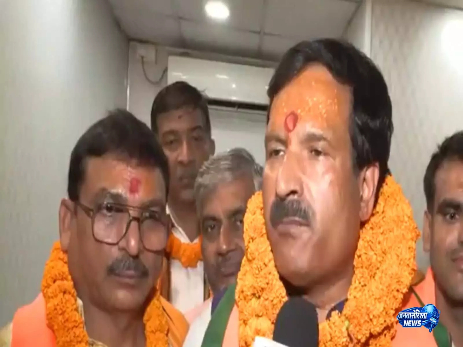बिहार में RJD को झटका, मृत्युंजय तिवारी BJP में शामिल बिहार में RJD को झटका, मृत्युंजय तिवारी BJP में शामिल