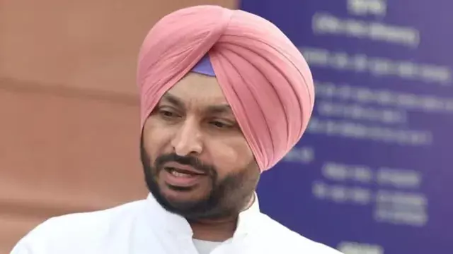 इस्तीफे की आधिकारिक वजह अब तक सामने नहीं इस्तीफे की आधिकारिक वजह अब तक सामने नहीं
