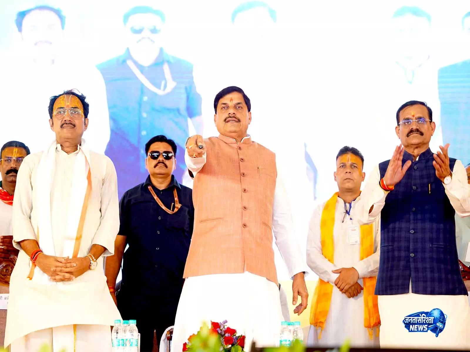 पन्ना में ₹184 करोड़ के विकास कार्यों की सौगात, CM मोहन यादव ने किया लोकार्पण पन्ना में ₹184 करोड़ के विकास कार्यों की सौगात, CM मोहन यादव ने किया लोकार्पण