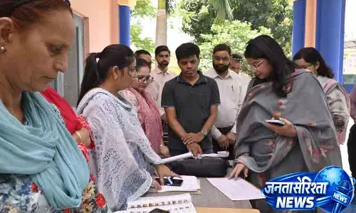 Haryana में 33.84 लाख मतदाताओं पर संकट Haryana में 33.84 लाख मतदाताओं पर संकट