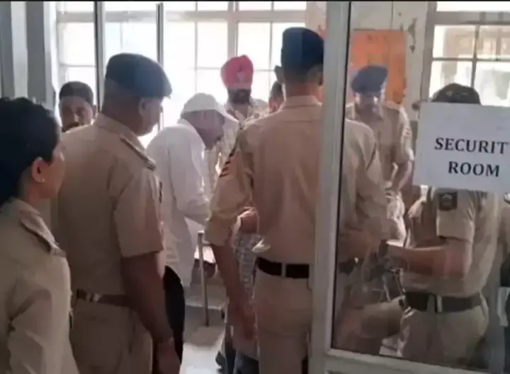 Mandi: माता सिमसा दर्शन से पहले हादसा, महिला की मौत से मातम Mandi: माता सिमसा दर्शन से पहले हादसा, महिला की मौत से मातम