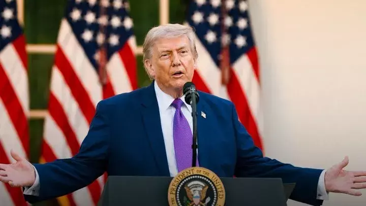 Trump ने नए टैरिफ का बचाव किया, कहा कि इनसे अमेरिकी अर्थव्यवस्था मजबूत होगी