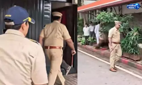 NEET विवाद पर मुंबई में मार्च की तैयारी, राज ठाकरे से मिले पुलिस अधिकारी