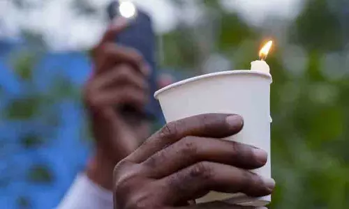 Jammu में NEET पेपर लीक पर छात्रों का प्रदर्शन Jammu में NEET पेपर लीक पर छात्रों का प्रदर्शन