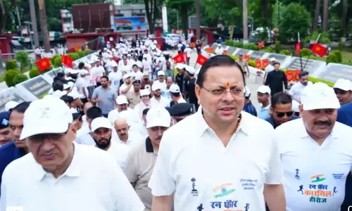 Dehradun: ‘रन फॉर कारगिल हीरोज’ में दिखा देशभक्ति का जज्बा, सीएम धामी ने दिखाई हरी झंडी
