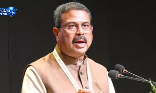 धर्मेंद्र प्रधान ने शिक्षा मंत्री पद से इस्तीफ़ा दिया