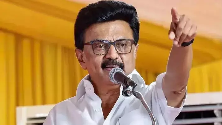 हिरासत में हुई मौत पर सीएम विजय की चुप्पी पर स्टालिन का सवाल हिरासत में हुई मौत पर सीएम विजय की चुप्पी पर स्टालिन का सवाल