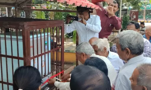 महावीर पार्क अनुपम गार्डन में लगाया गया वाटर कुलर महावीर पार्क अनुपम गार्डन में लगाया गया वाटर कुलर
