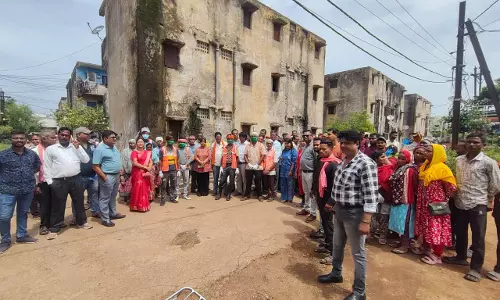 रायपुर : वार्ड 22 में 35 सफाई कामगारों के गैंग से चलाया गया विशेष सफाई अभियान