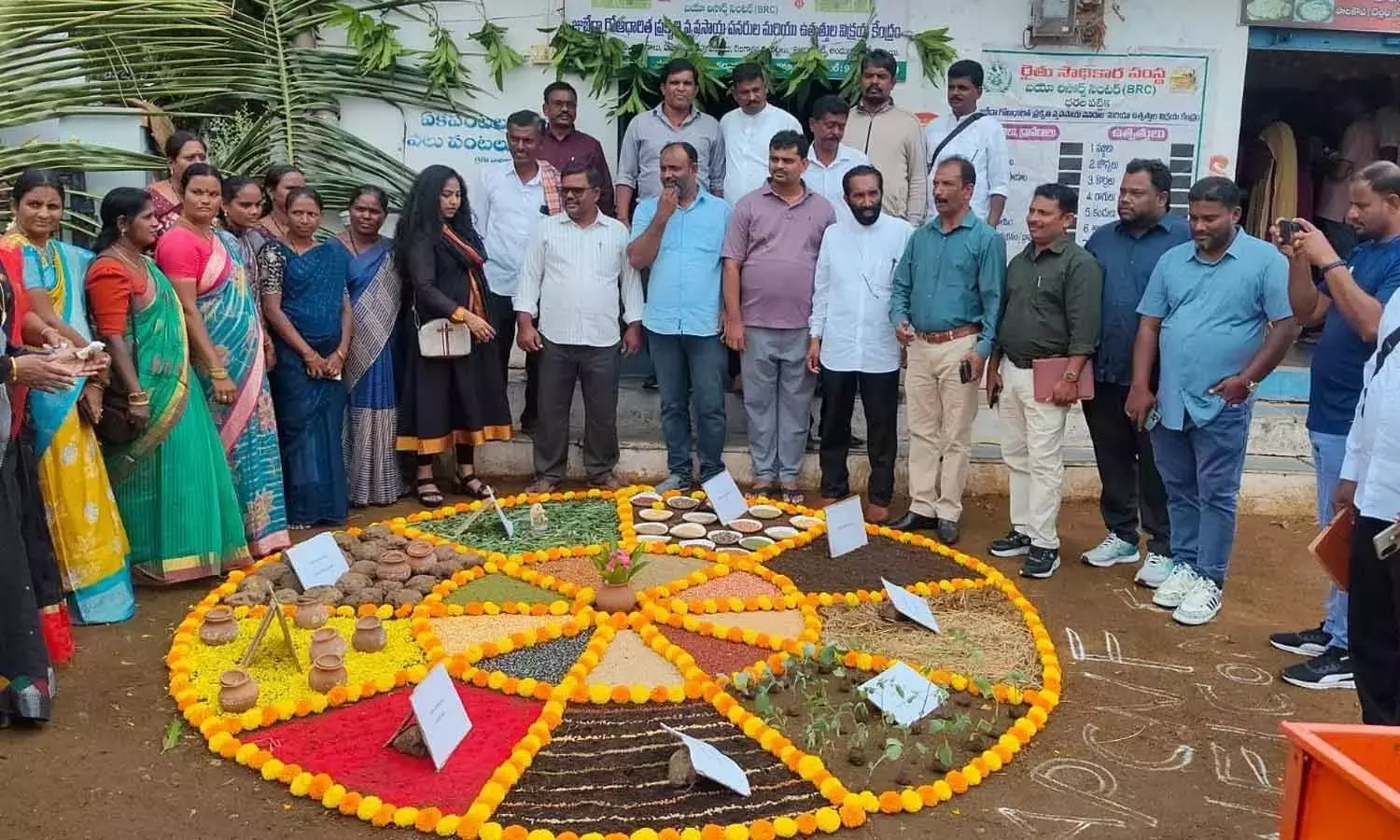 Andhra: श्रीलंकाई प्रतिनिधिमंडल ने कुरनूल में महिला सशक्तिकरण का अध्ययन किया