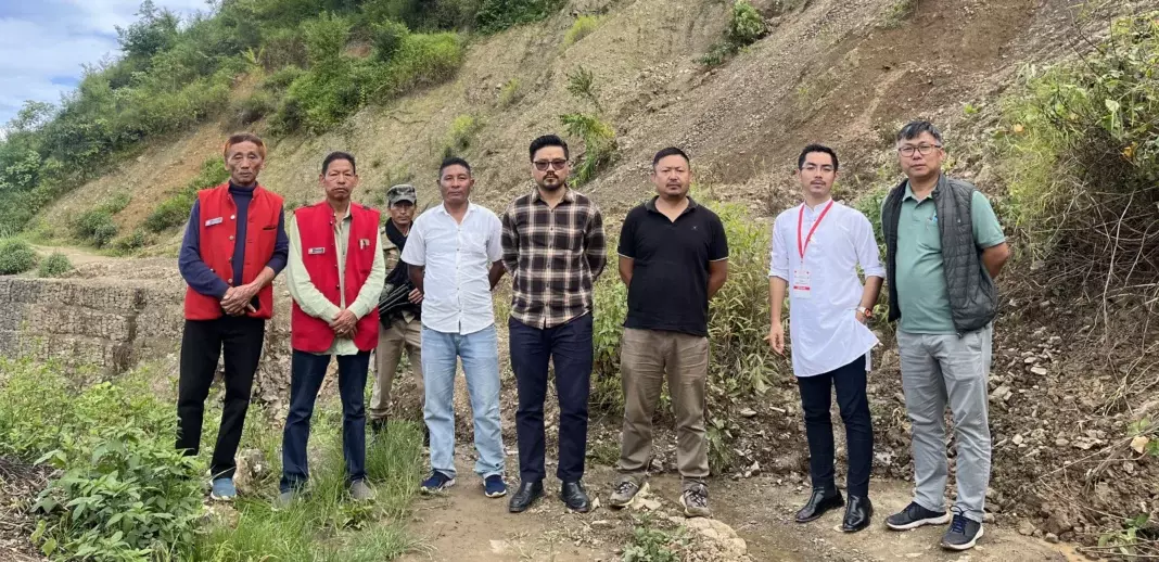 DC शमाटोर ने भूस्खलन वाली जगह का निरीक्षण किया; तुली-मेरंगकोंग मार्ग साफ किया