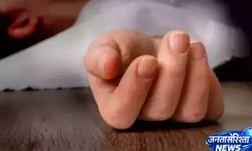 शादी के 4 महीने बाद विवाहिता की मौत, दहेज हत्या का आरोप शादी के 4 महीने बाद विवाहिता की मौत, दहेज हत्या का आरोप