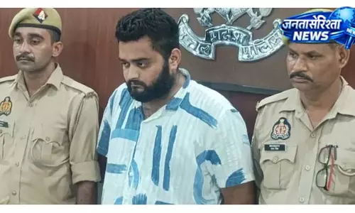 आगरा का इनामी स्क्रैप कारोबारी पुलिस के शिकंजे में