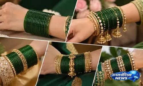 वर्किंग वुमन की पहली पसंद बने हरे कंगन, सावन लुक को देंगे स्टाइलिश अंदाज वर्किंग वुमन की पहली पसंद बने हरे कंगन, सावन लुक को देंगे स्टाइलिश अंदाज
