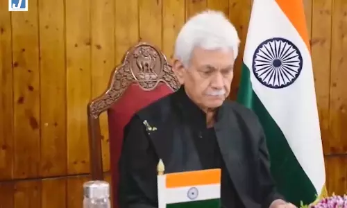 अमरनाथ यात्रा मार्गों की बहाली तेज, उपराज्यपाल मनोज सिन्हा ने दिए सुरक्षा और सुविधाएं बढ़ाने के निर्देश अमरनाथ यात्रा मार्गों की बहाली तेज, उपराज्यपाल मनोज सिन्हा ने दिए सुरक्षा और सुविधाएं बढ़ाने के निर्देश