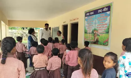 यूपी में छात्रों के लिए नई पहल, स्कूलों में रखे जाएंगे वोकेशनल ट्रेनर यूपी में छात्रों के लिए नई पहल, स्कूलों में रखे जाएंगे वोकेशनल ट्रेनर