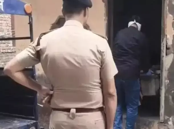 Panipat: युवक का शव मिलने से मचा हड़कंप, पुलिस जांच में जुटी Panipat: युवक का शव मिलने से मचा हड़कंप, पुलिस जांच में जुटी