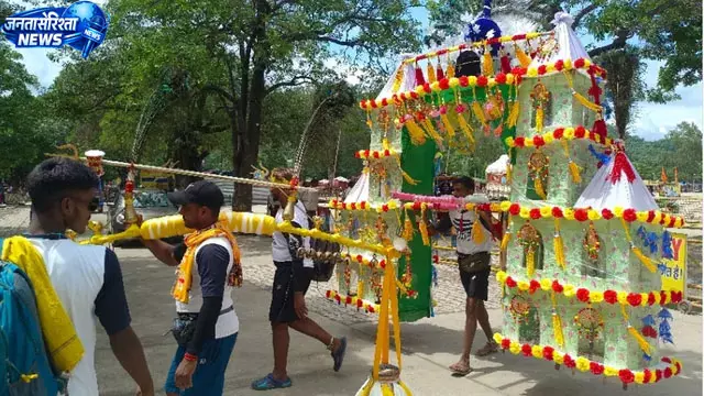 कांवड़ यात्रा में इंटरनेट मीडिया पर भी रहेगी पुलिस की नजर कांवड़ यात्रा में इंटरनेट मीडिया पर भी रहेगी पुलिस की नजर