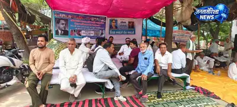 Bhiwani छात्रों के समर्थन में वकीलों की हड़ताल Bhiwani छात्रों के समर्थन में वकीलों की हड़ताल