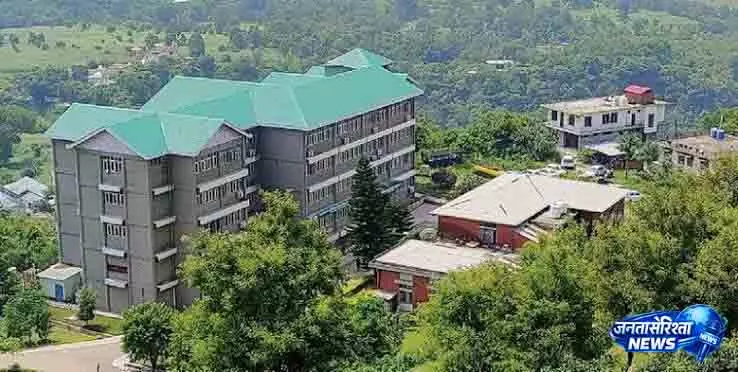 Solan परमार यूनिवर्सिटी के 5 छात्रों को मिला प्लेसमेंट Solan परमार यूनिवर्सिटी के 5 छात्रों को मिला प्लेसमेंट